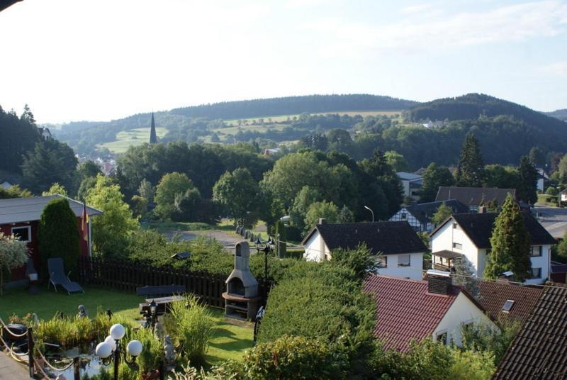 Hotel Pension Haus Berghof Hellenthal Exterior foto
